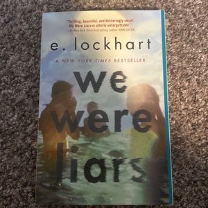 We were Liars book - paperback